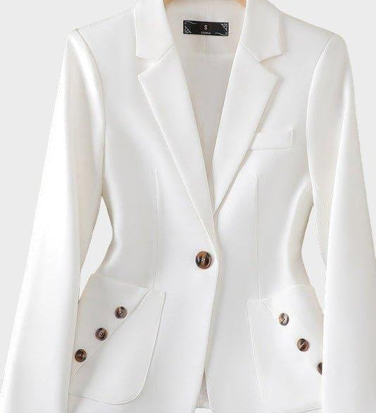Renée | Dubultā elegance klasiskajā bleizerī