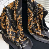 Galina Musta Foulard (100 % Zīds - 88 cm)