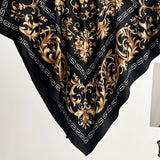 Galina Musta Foulard (100 % Zīds - 88 cm)