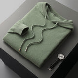 Glenn | MĒRĶU MĪKSTĀ UN ELEGANTĀ KAPUUTSWEATER